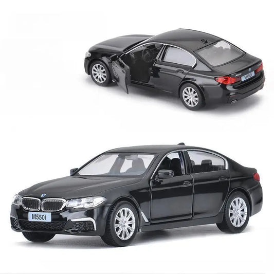 1/36 BMW M550i 5 Series Toy Car Model